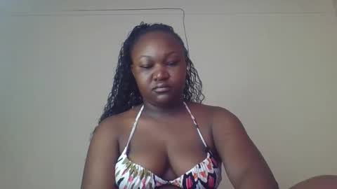 coolgirl001 online show from October 28, 7:23 am