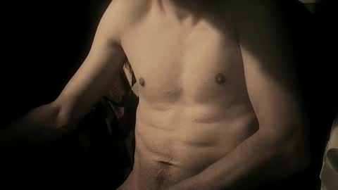 Snapshot of coolmementox chatting on June 10, 9:46 pm ChoveEnArrakis online show from June 10, 9:46 pm