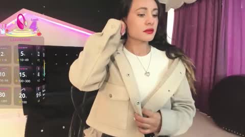 Coral  online show from December 4, 12:47 pm