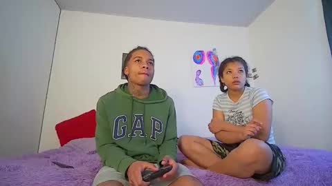 coraline_777 online show from April 13, 5:46 am