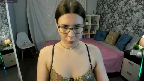 Coraline online show from April 6, 1:01 pm