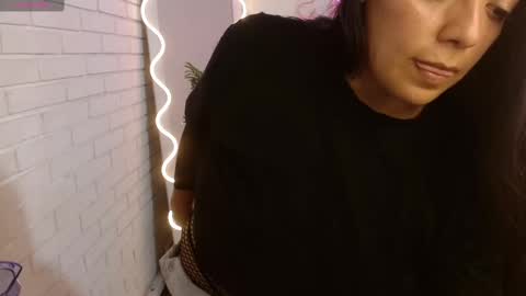 Carolina  online show from February 7, 2:47 pm