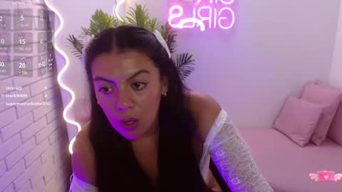 Carolina  online show from February 13, 5:54 pm