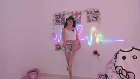 Coraline uwu     Bienvenidos al dulce mundo de Coraline    Hola amores soy Coraline  Una chica  tierna juguetona online show from June 25, 2:32 pm