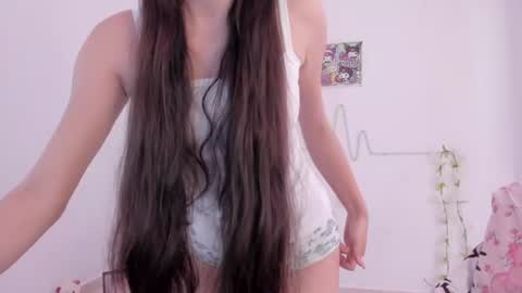 Coraline uwu     Bienvenidos al dulce mundo de Coraline    Hola amores soy Coraline  Una chica  tierna juguetona online show from July 21, 4:31 pm