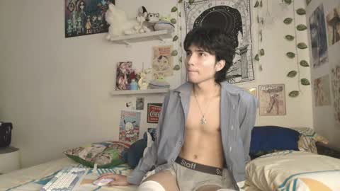 Snapshot of corey_moon chatting on January 18, 3:27 pm Corey Glenn online show from January 18, 3:27 pm