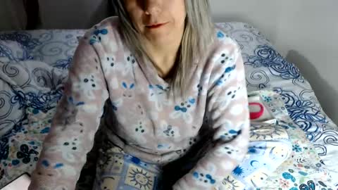 corinnasex online show from June 15, 11:34 am