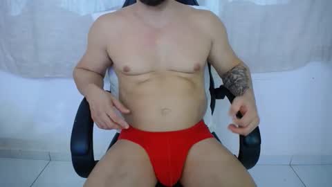 corolaxxl online show from October 28, 2:04 am