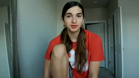 Snapshot of cosmicbae777 chatting on November 8, 1:55 pm cosmicbae777 online show from November 8, 1:55 pm