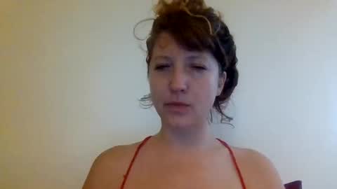 Snapshot of cosmiccoquette chatting on September 15, 5:02 pm mamimaritza online show from September 15, 5:02 pm