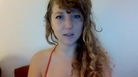 Snapshot of cosmiccoquette chatting on September 23, 3:15 pm mamimaritza online show from September 23, 3:15 pm