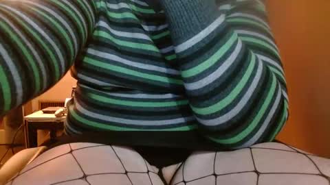 cosmicjones88 online show from December 25, 11:11 am