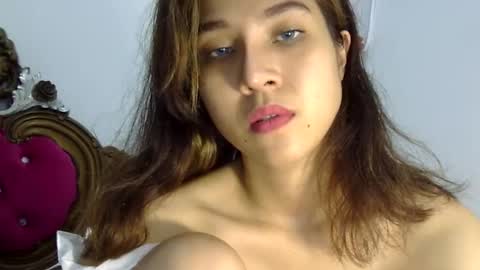 Liz Gwyneth Charlota online show from March 12, 8:08 am