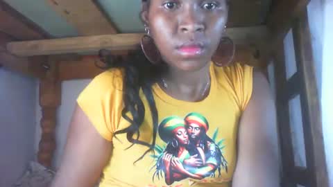 couleur_vanille online show from November 11, 6:02 am