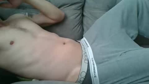 Kylenaughtybi89 online show from December 2, 3:07 pm