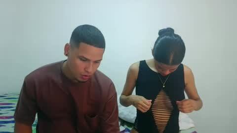 Snapshot of couple777sexy chatting on September 20, 1:45 pm Andri online show from September 20, 1:45 pm