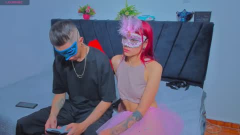 Snapshot of couple_2533 chatting on November 1, 11:01 am couple_2533 online show from November 1, 11:01 am