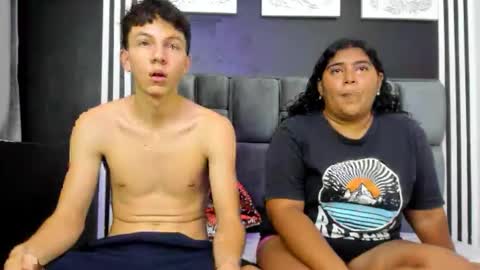 Snapshot of couple_burning_passion chatting on September 26, 7:40 pm couple_burning_passion online show from September 26, 7:40 pm