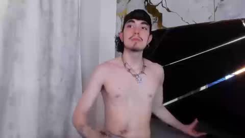 Snapshot of couple_in_heat_ chatting on February 27, 7:36 pm couple_in_heat_ online show from February 27, 7:36 pm