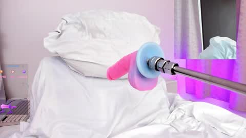 Maria  online show from October 16, 1:45 pm