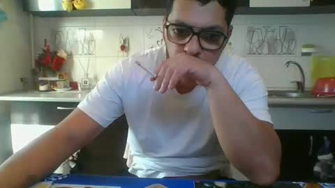 Snapshot of couple_p3rf3ct chatting on December 15, 9:45 am couple_p3rf3ct online show from December 15, 9:45 am