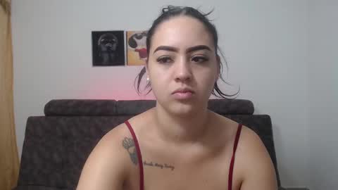 Snapshot of couple_sexandlove chatting on February 28, 11:14 am ALEJANDRO Y EMILY online show from February 28, 11:14 am
