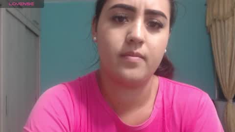  ALEJANDRO Y EMILY  online show from December 18, 1:00 am