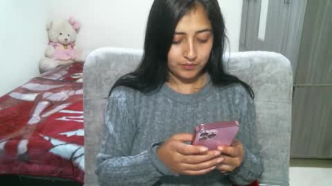 couplecaliente10 online show from December 22, 2:30 am