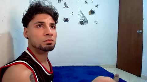 coupleeswetthott online show from February 12, 1:28 pm