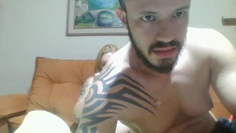 Snapshot of couplehot1515 chatting on January 20, 12:15 am couplehot1515 online show from January 20, 12:15 am