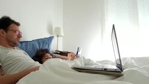 Snapshot of couplelille59 chatting on November 10, 10:14 am couplelille59 online show from November 10, 10:14 am