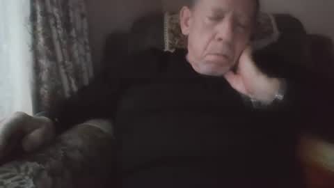 courieral1 online show from November 14, 8:57 am