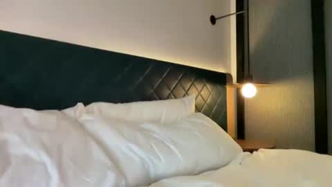 Courtney online show from August 1, 1:27 am
