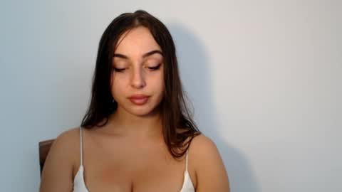Snapshot of courtney_lux chatting on September 19, 2:07 pm Courtney online show from September 19, 2:07 pm