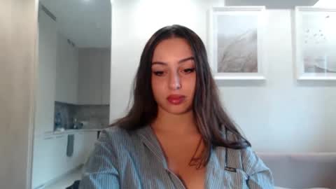 Snapshot of courtney_lux chatting on September 23, 1:47 pm Courtney online show from September 23, 1:47 pm