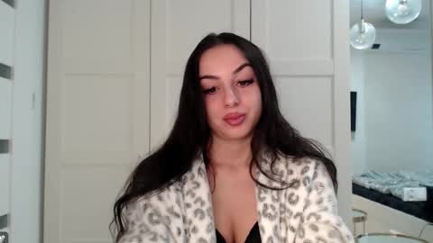 Courtney online show from February 17, 8:00 am