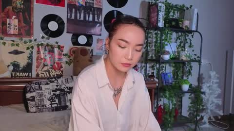 Yuna online show from November 8, 8:29 pm