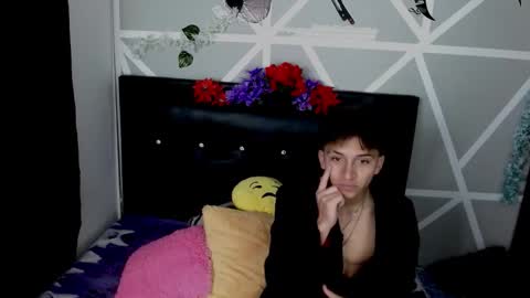 cozy7couple online show from October 3, 11:24 pm