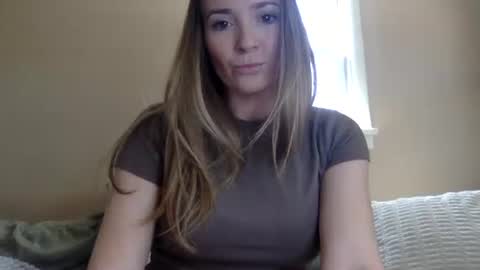 Snapshot of cplsthrpy chatting on March 24, 4:34 pm cplsthrpy online show from March 24, 4:34 pm