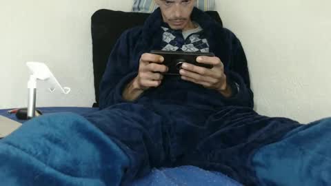 Snapshot of cr7ofcock chatting on January 2, 8:35 pm cr7ofcock online show from January 2, 8:35 pm