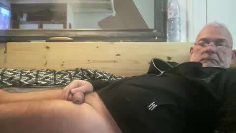 Snapshot of crapaud75018 chatting on October 21, 9:54 am crapaud75018 online show from October 21, 9:54 am