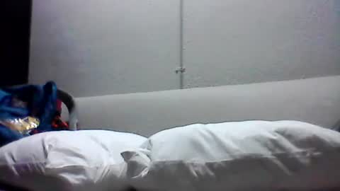 Snapshot of craveitoften chatting on October 23, 1:38 am craveitoften online show from October 23, 1:38 am