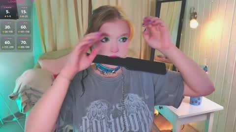 Sonya online show from April 11, 10:47 pm