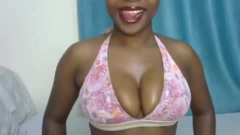 Snapshot of crazy_angela664 chatting on June 6, 2:49 am Angela online show from June 6, 2:49 am