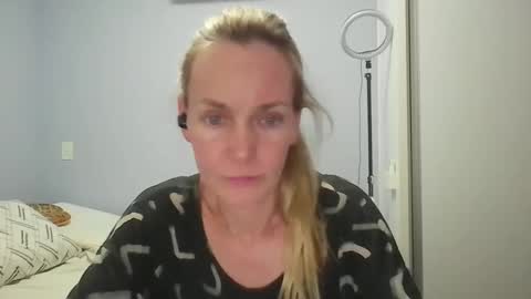 Anny online show from February 9, 12:47 am