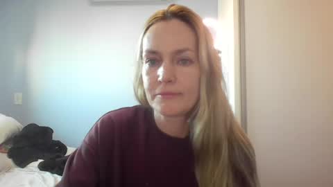 Snapshot of crazyanny chatting on July 10, 10:51 am Anny online show from July 10, 10:51 am