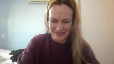 Snapshot of crazyanny chatting on July 14, 10:54 am Anny online show from July 14, 10:54 am
