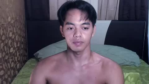 Snapshot of crazyasiancum chatting on April 28, 11:15 am Zion online show from April 28, 11:15 am
