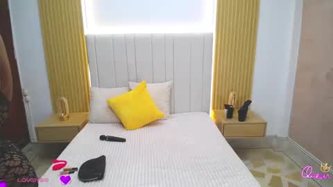 Sara online show from April 5, 12:13 pm