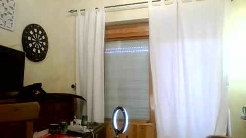 crazyboy44412345 online show from October 15, 7:41 am